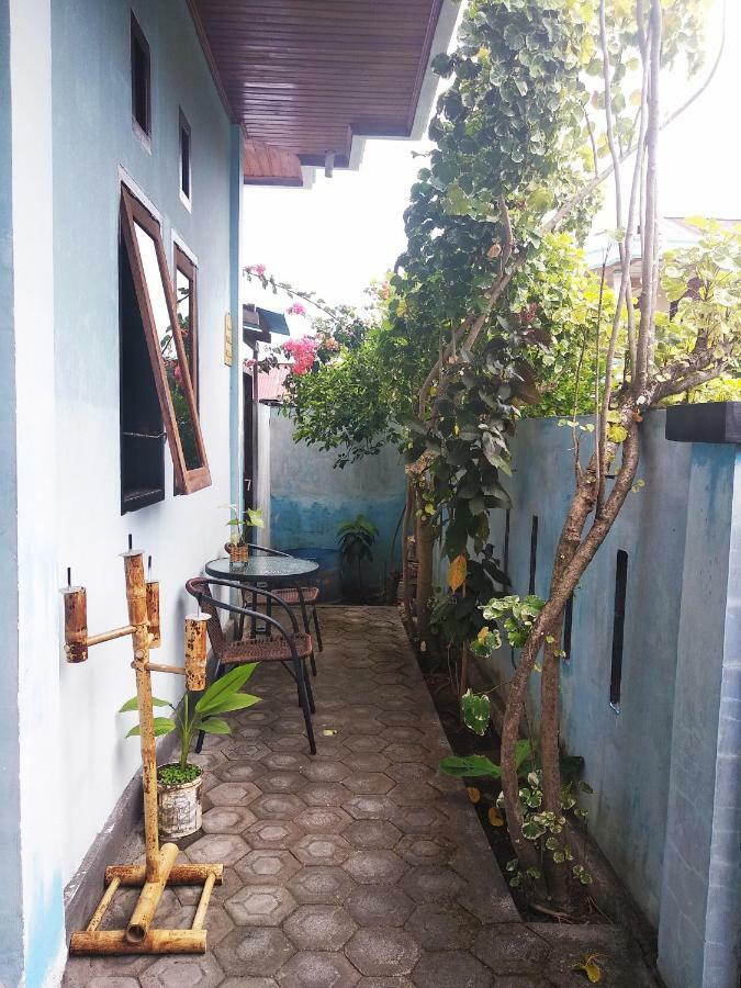 Kurnia Homestay Ternate Buitenkant foto